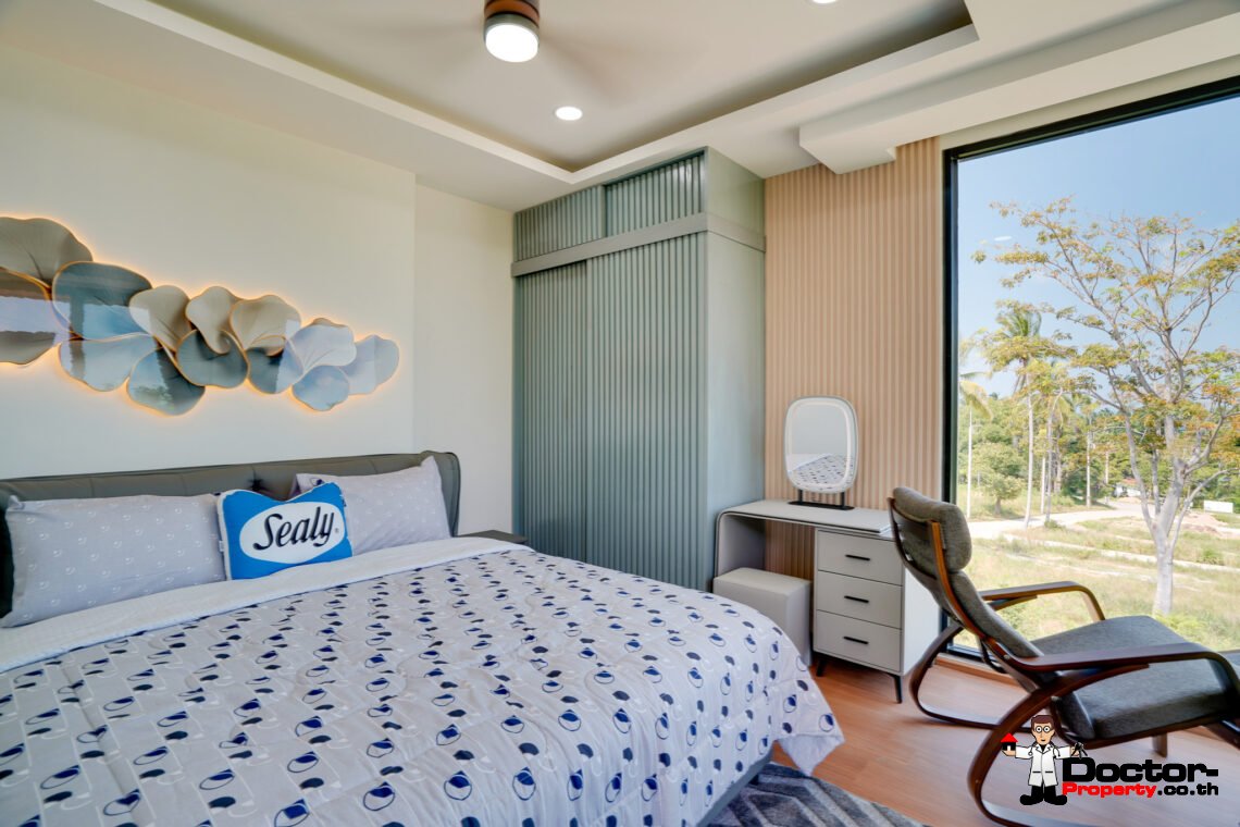 4 Bedroom Pool Villa with Sea View in Bang Por, Koh Samui – For Sale